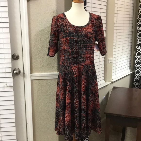 LuLaRoe Dresses & Skirts - Lularoe Nicole Dress 3X black rust